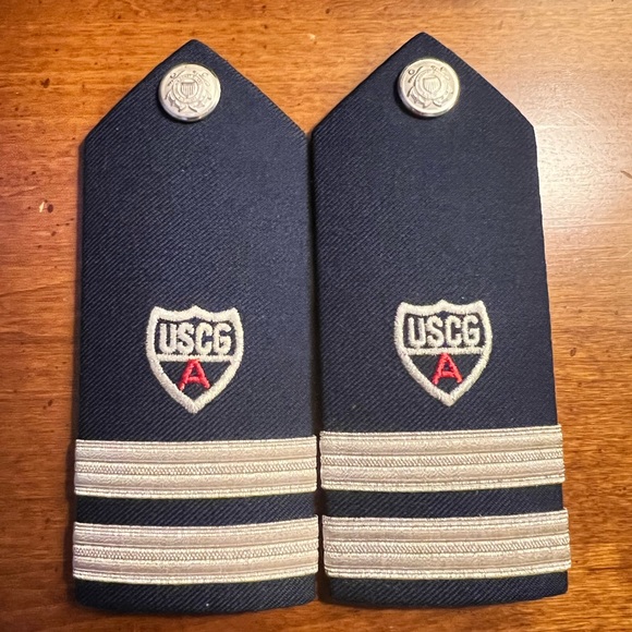 Vanguard-Coast Guard (USCG) Auxiliary Shoulder Boards - Picture 2 of 6